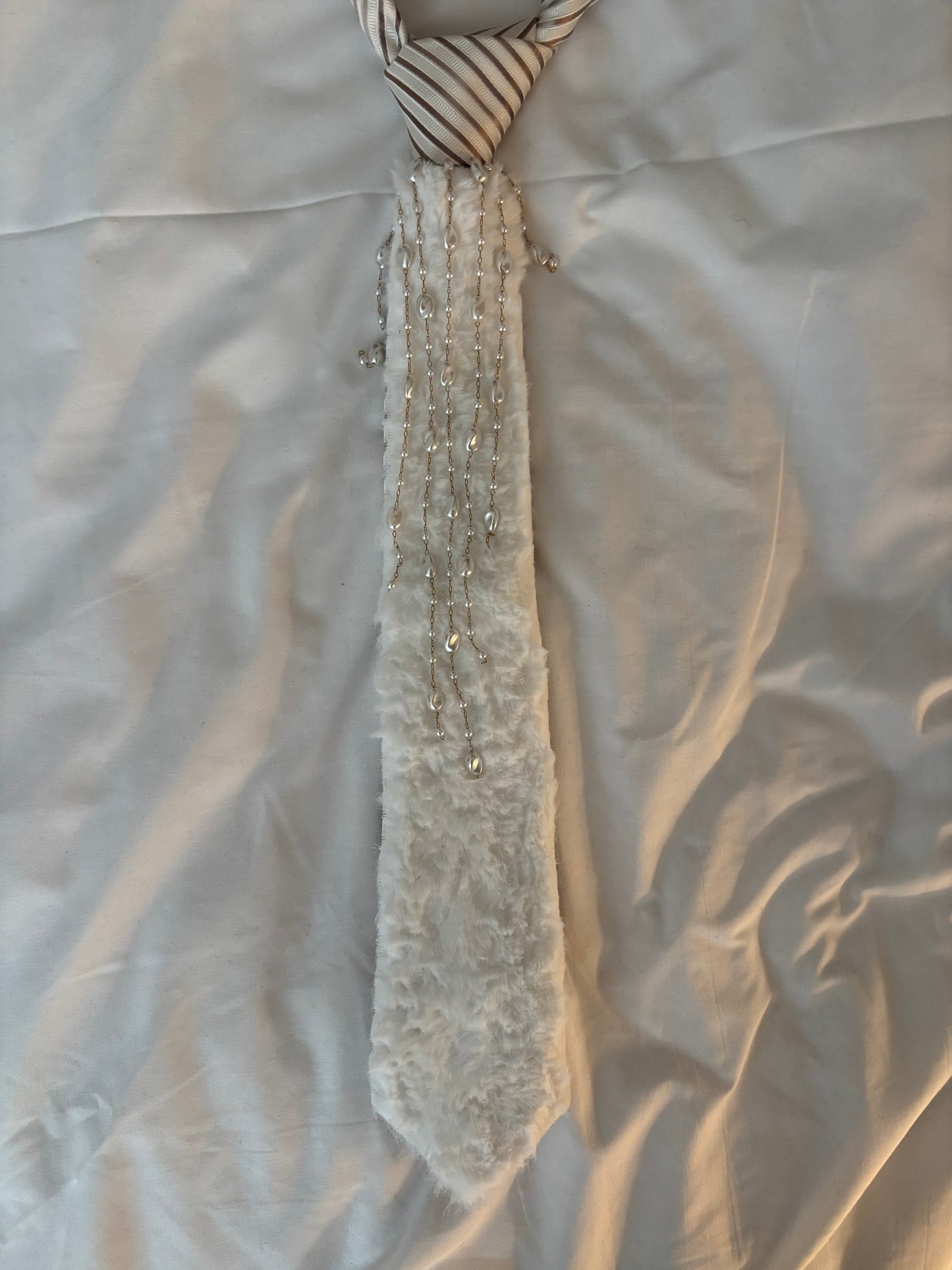 Cravate Fourrure Blanche