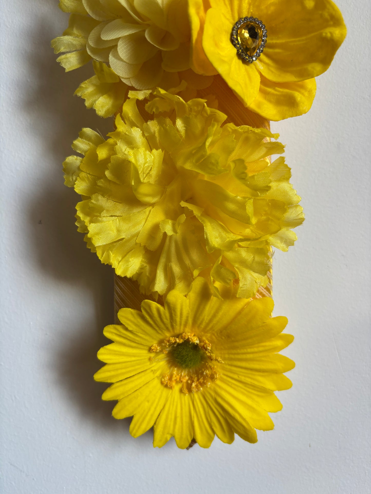 Cravate fleur jaune