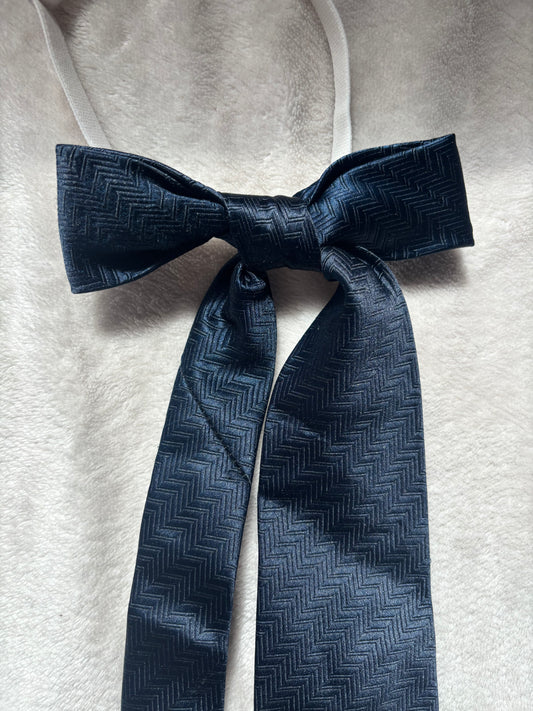 Nœud bleu marine
