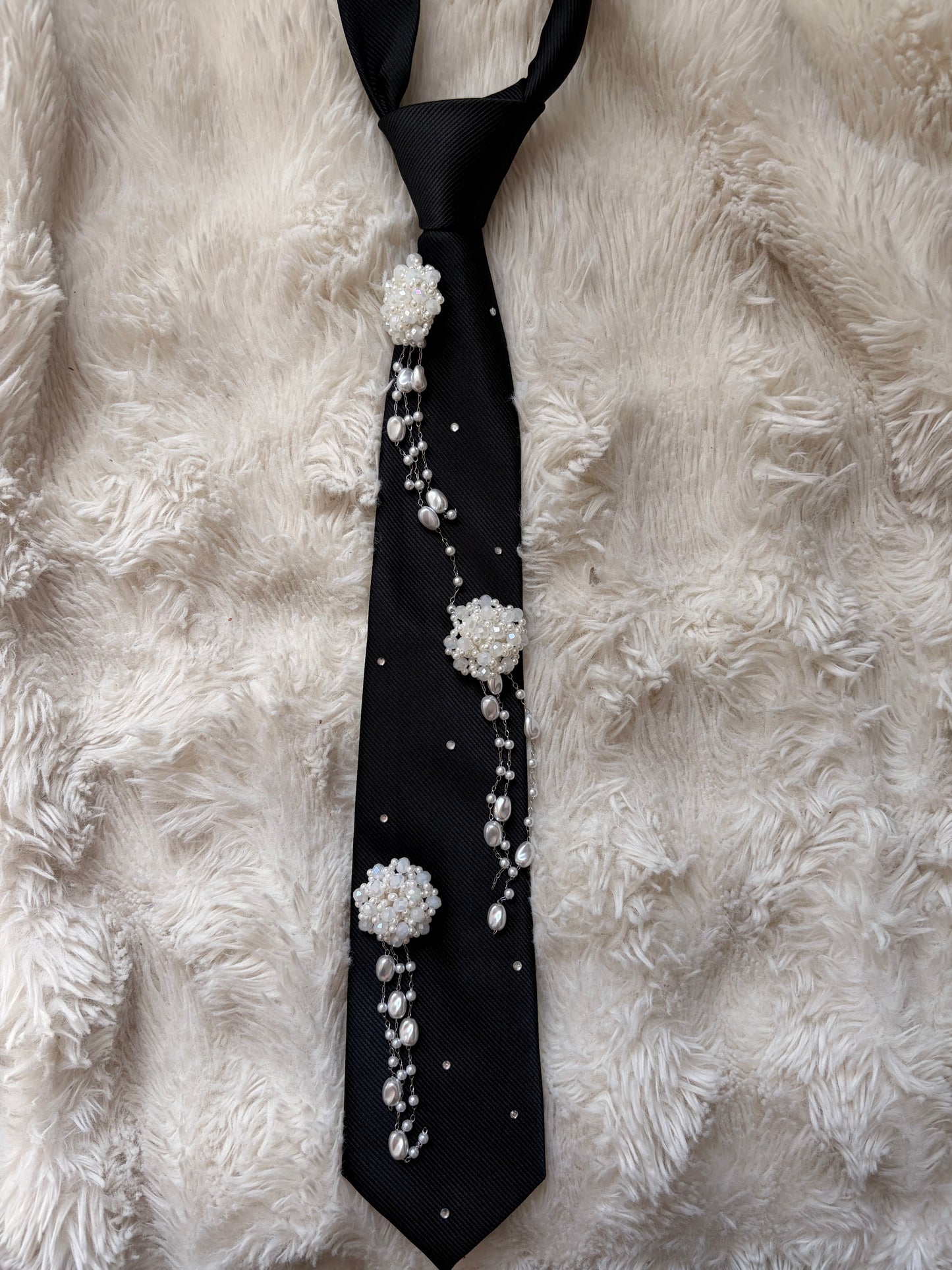 Cravate perle noir