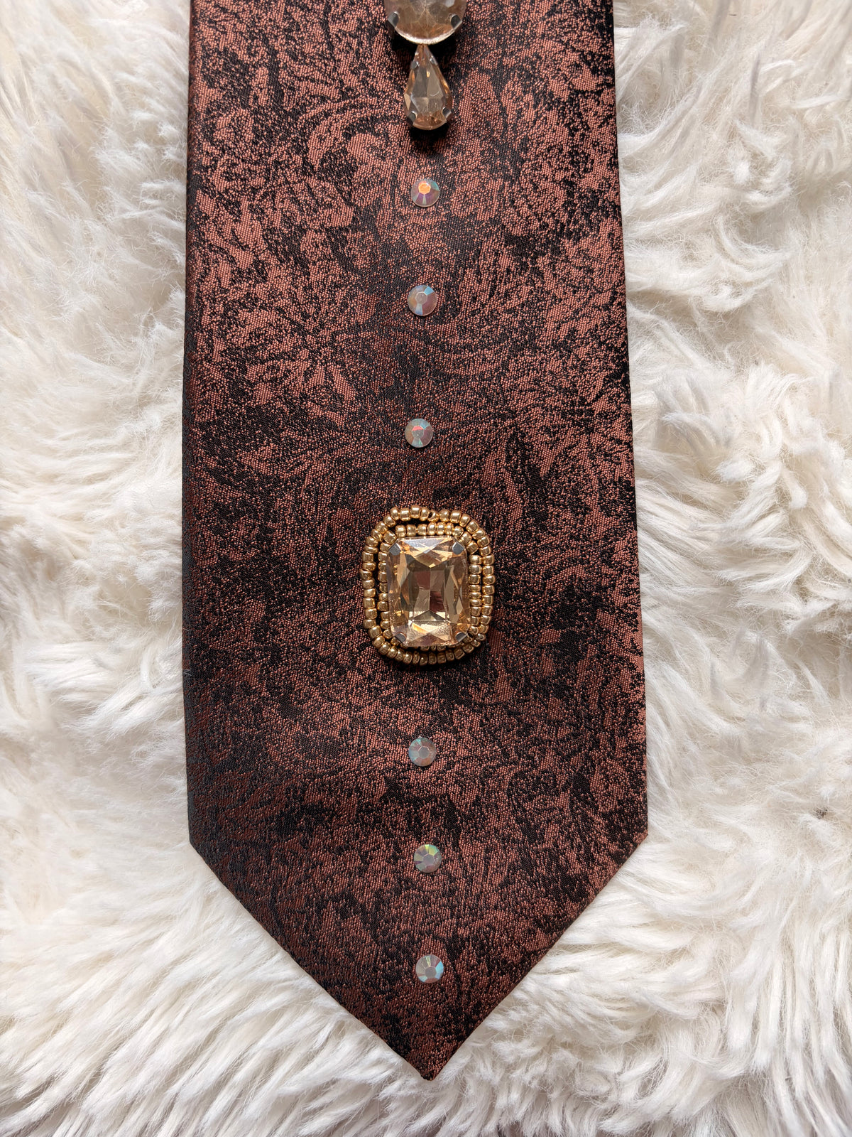 Cravate baroque